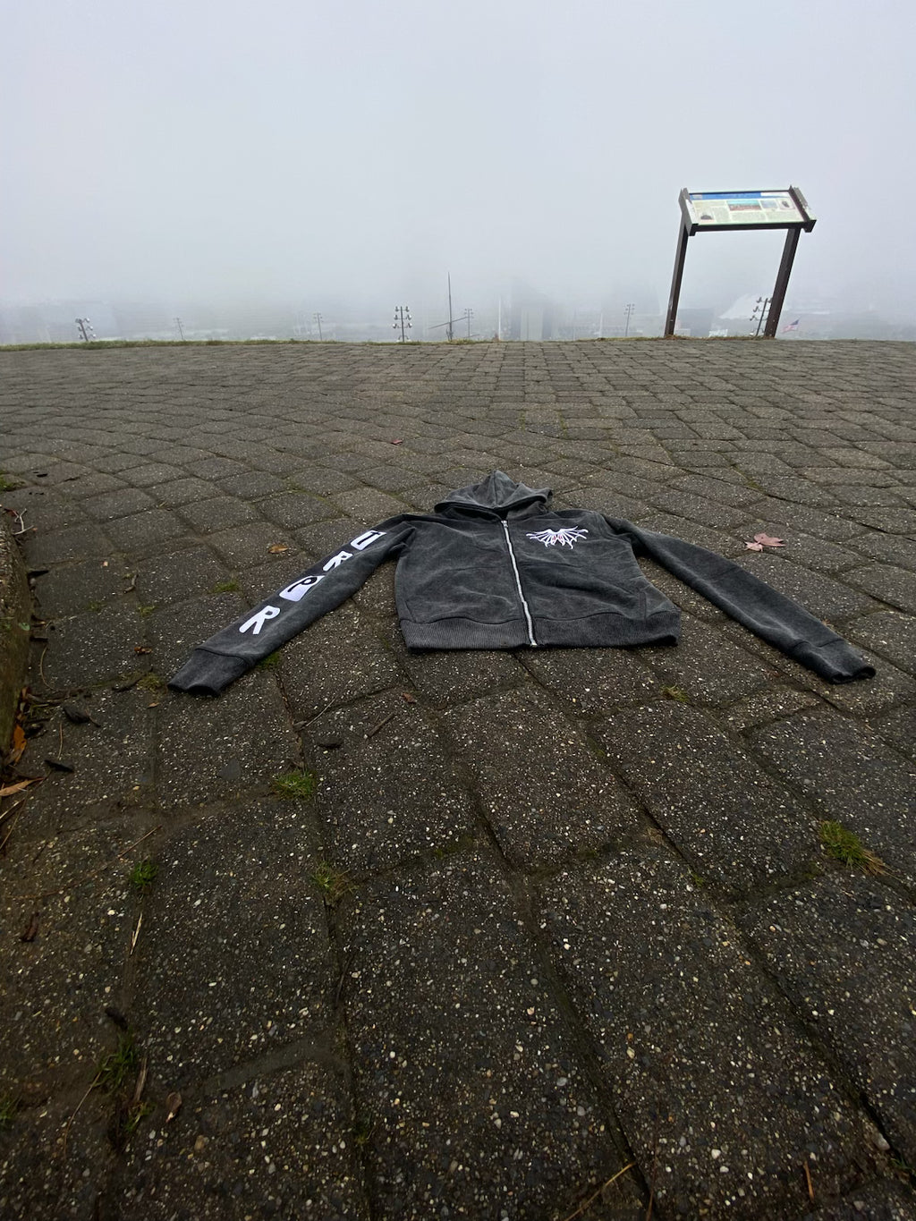 RPRT hoodie